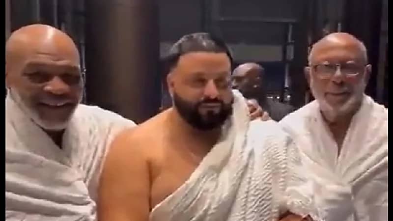 شاهد.. "مايك تايسون" و "دي جي خالد" بلباس الإحرام