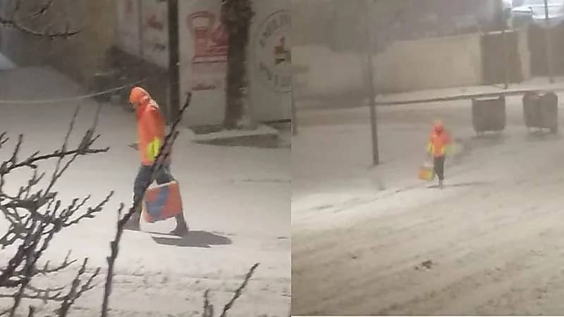 عامل توصيل في الثلوج