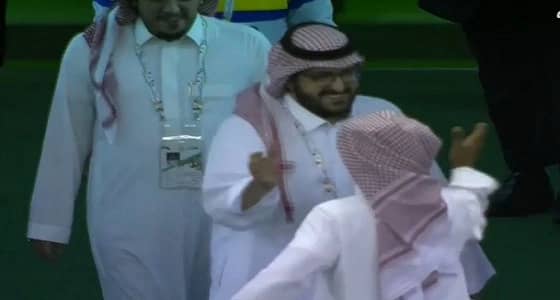 بالفيديو.. استقبال حار بين رئيسي الهلال والنصر