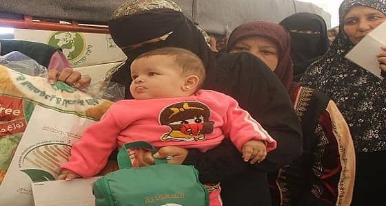 مركز الملك سلمان: توزيع مستلزمات الشتاء على 14422 طفلاً سوريًا بالأردن