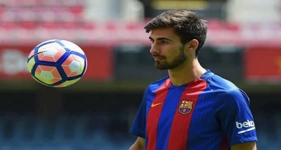 ميلان تضع عينها على لاعب البرسا