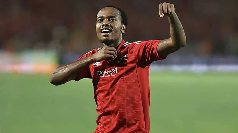 بيرسي تاو يتلقى عرضا من الخلود