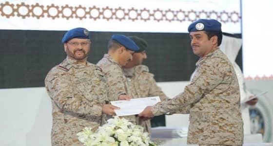 بالصور.. رئيس هيئة الأركان يكرم الجهات المشاركة في " أفد2018 "