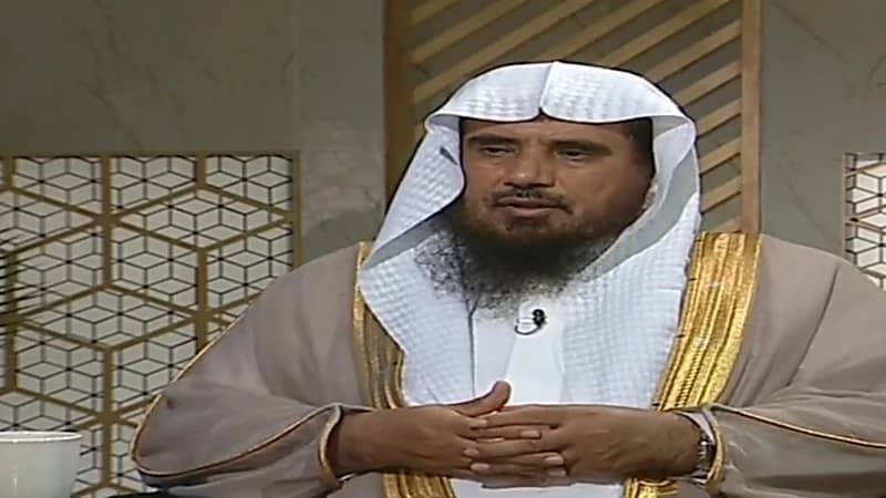 الخثلان يوضح حكم الشراء بالآجل والحصول على خصومات عند السداد المبكر .. فيديو