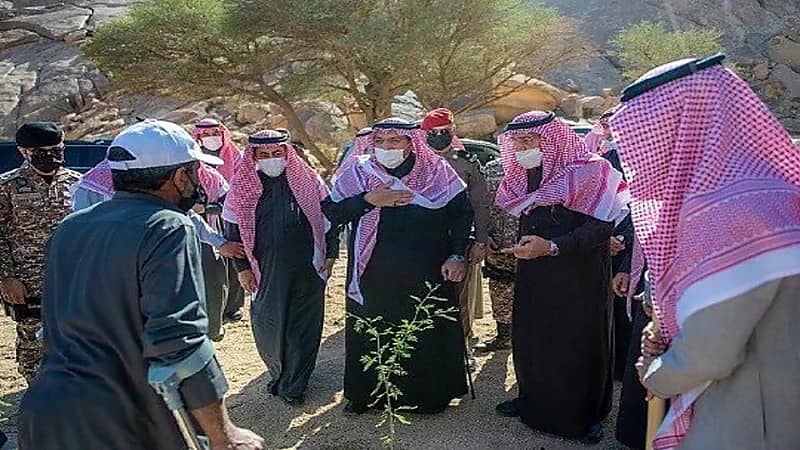 إطلاق مبادرة أرض القصيم الخضراء ومشاريع تنموية بعقلة الصقور