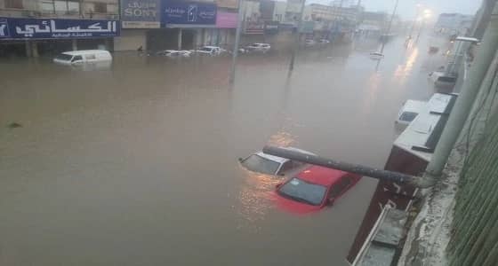 إخلاء 23 شخصا في منزلين ببريدة