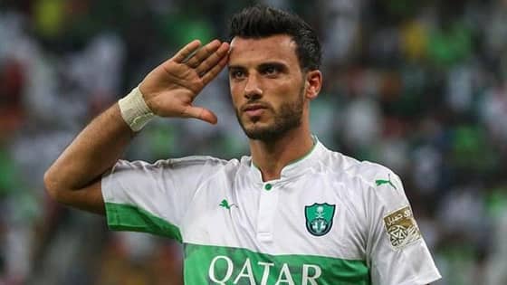 " السومة " بعد عمليته الجراحية: " راجع أقوى "