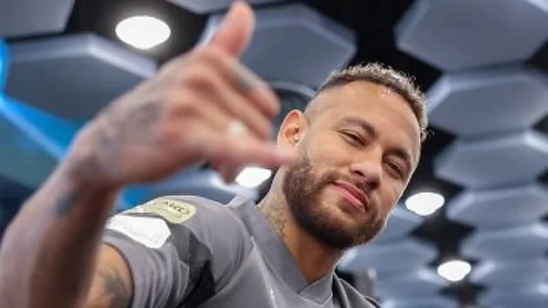 نيمار: أنا أفضل من صلاح وسواريز ومبابي.. فيديو