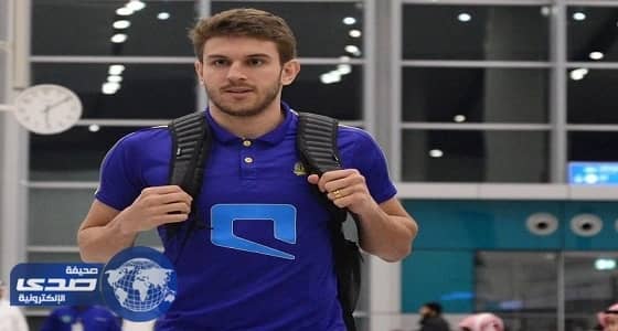 وكيل أوفيني يشترط الحصول على مقدم التعاقد والمستحقات المتأخرة