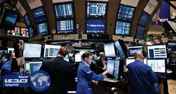 وول ستريت تفتح منخفضة مع زيادة احتمالات رفع الفائدة