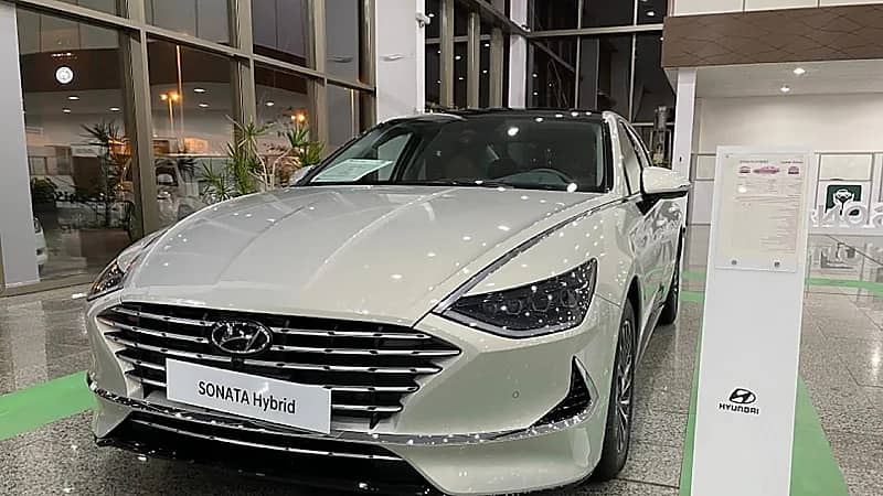 بالفيديو .. مواصفات وأسعار سيارة سوناتا هايبرد موديل 2022