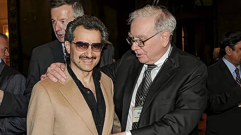 الوليد بن طلال يوجه رسالة مؤثرة لـ وارن بافيت بعد إعلان تنحيه