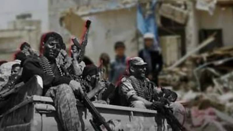 مصرع 6 خبراء إيرانيين ولبنانيين بانفجار معسكر الحفا بصنعاء