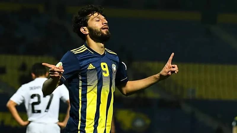 ماشاريبوف يعود للنصر لضمه للقائمة الآسيوية