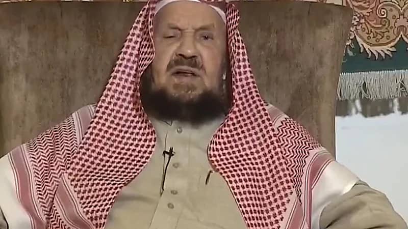 المنيع يوضح كفارة اليمين .. فيديو