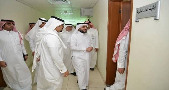 بالصور.. نائب وزير البيئة يتفقد فرع الوزارة بالمنطقة الشرقية