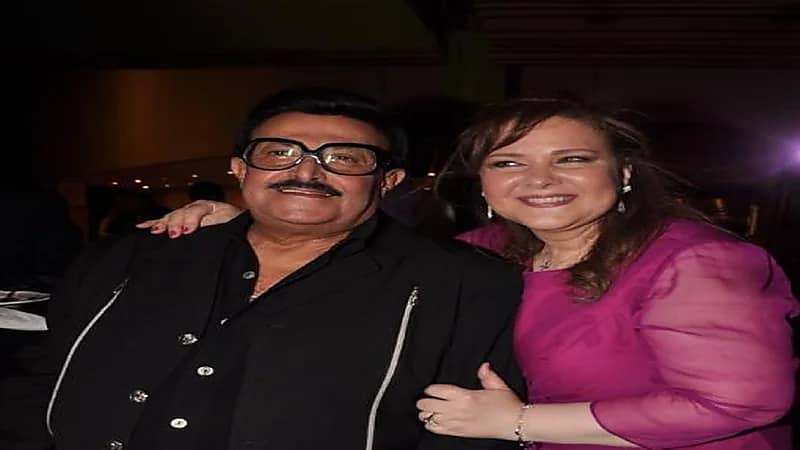 نقل دلال عبدالعزيز وسمير غانم إلى المستشفى بعد تدهور حالتهما الصحية