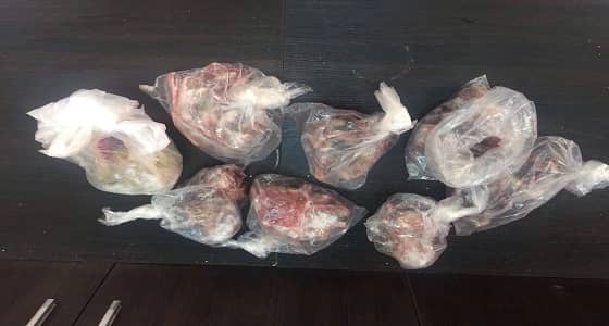 بلدية العويقيلة تضبط لحوما مجهولة وغير صالحة للاستهلاك في الملاحم