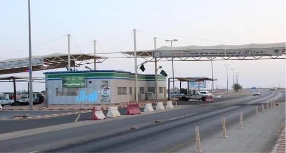 ضبط مطلوبين والإطاحة بـ 5 أشخاص بحوزتهم حبوب مخدرة بالأفلاج