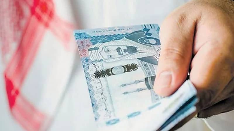 محامي يوضح متى تكون جملة "جايك من فلان" رشوة