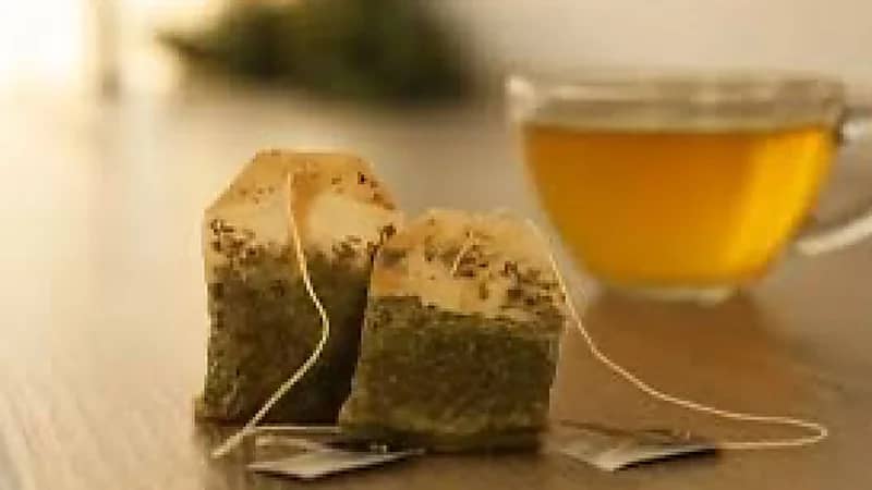 5 طرق مبتكرة للاستفادة من كيس الشاي بعد استعماله