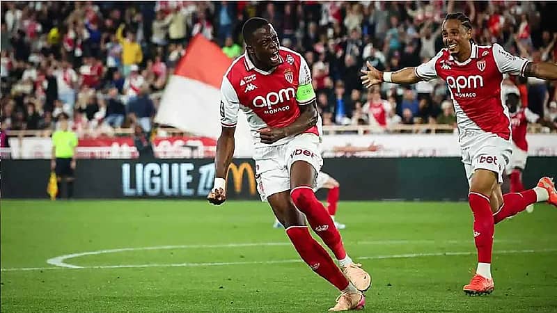 موناكو ينفي موافقته على بيع دينيس للأهلي