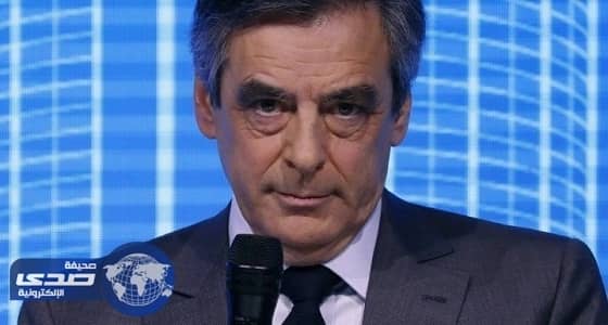 المرشح الرئاسي لفرنسا يتهم هولاند بإدارة مكتب أسود للتسريبات الإعلامية