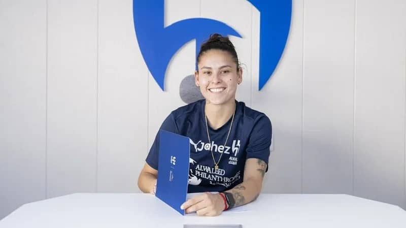 الهلال يتعاقد مع جيسيكا مارتينيز حتى 2025