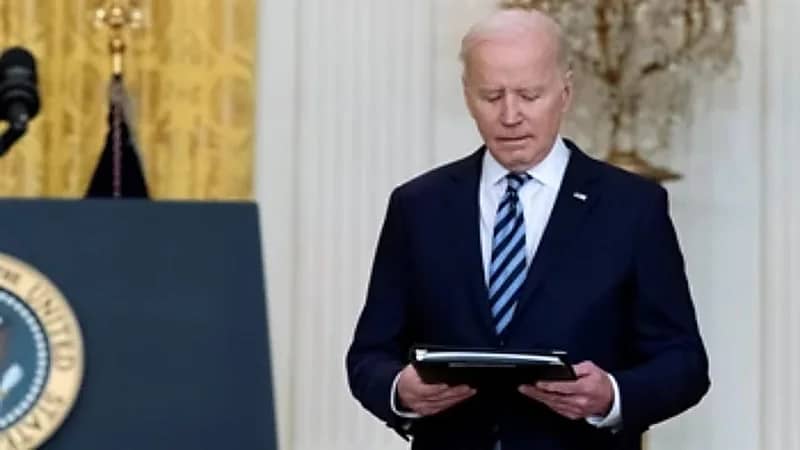 بالفيديو.. بايدن يسقط في زلة لسان جديدة: بوتين يغزو روسيا