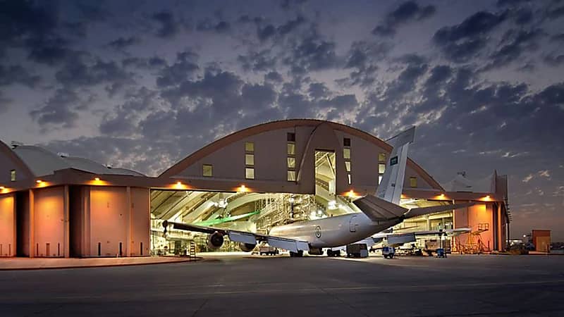 المتطورة توقع اتفاقية مع سامي لبيع كامل حصتها في السلام لصناعة الطيران