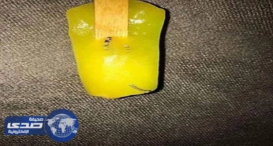 بالصور. ..العثور على وزغ مثلج داخل آيس كريم تناولته طفلة بصبيا