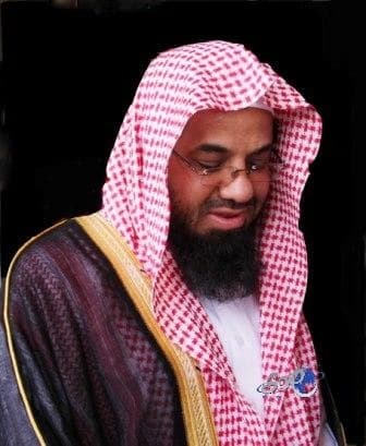 الشريم: يختم الناس شهرهم بالتكبير و التوبة وقاتل يختمه بكبيرة من الكبائر