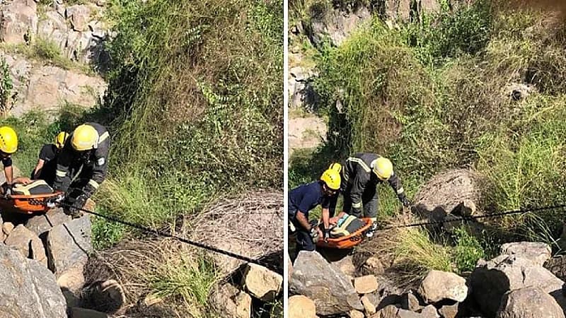 بالصور.. إنقاذ مواطن سقط في منطقة وعرة في فيفا