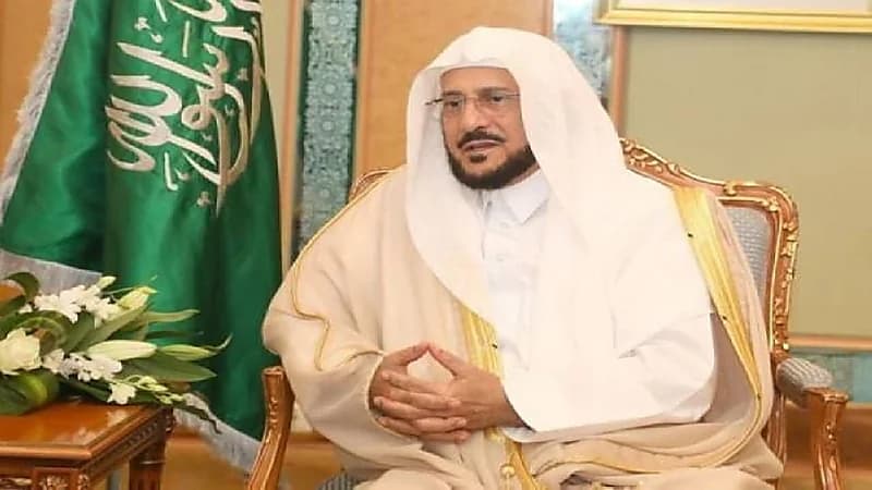 آل الشيخ: الإسلام يتعرَّض لحملات تشويه مغرضة تحاول النيل من وسطيته وسماحته