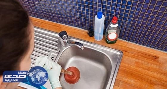 الأزمة المالية بالنصر تدفع الراهب لعرض سيارته للبيع