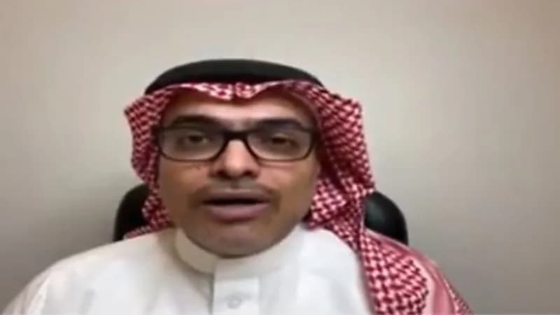 شاهد.. لصوص يسرقون ماكينة صراف آلي بأحد المتاجر
