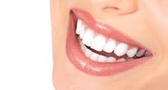 طرق خاطئة تتلف الأسنان يجب تجنبها