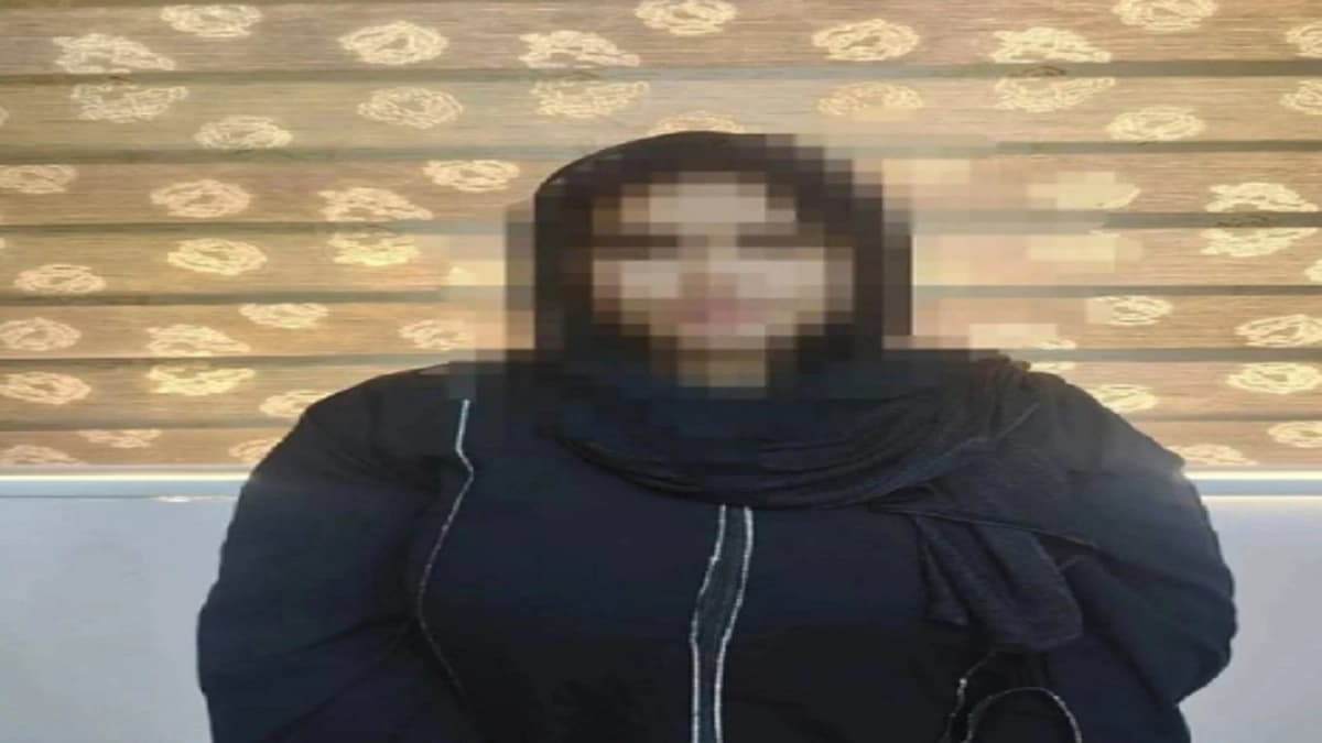 فتاة تحرق سيارة والدها انتقاما منه