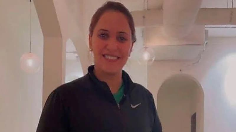 «واتس آب» يجمع  110 ضباط من خريجي كلية الملك فهد بعد فراق 36 عاماً