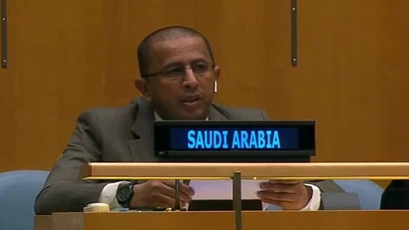 بالفيديو.. الزحام يغلق الطرقات المؤدية للجنادرية