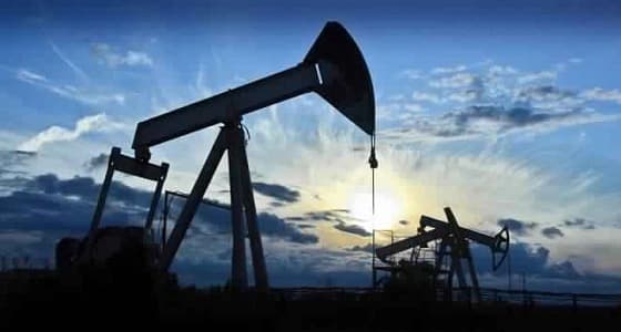النفط يبلغ أعلى مستوى له منذ 3 سنوات