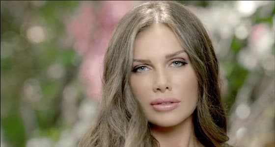 نيكول سابا في أحدث جلسة تصوير