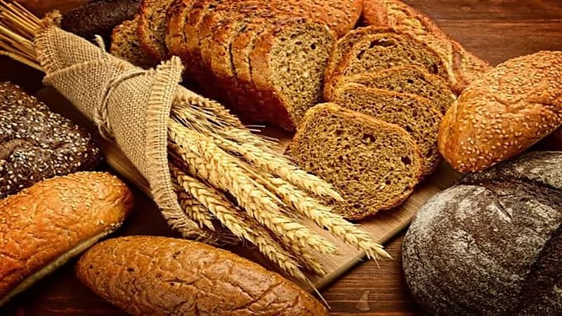 بالفيديو.. استشاري يوضح تأثير كثرة تناول مخبوزات القمح على الصحة