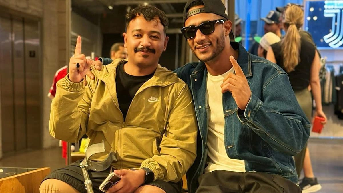 محمد رمضان يفاجئ شاباً سعودياً بدعوة خاصة لحضور حفله العالمي في نيويورك