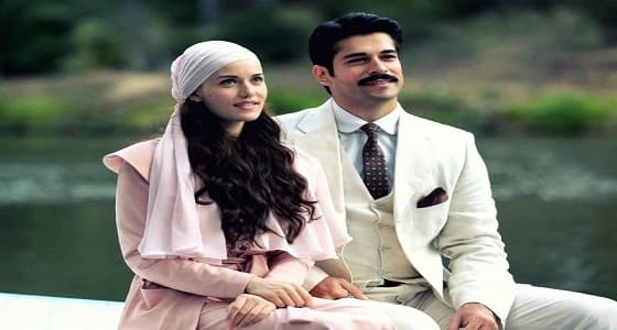 الممثلة التركية " فهرية " تحصل على لقب المرأة الأكثر حظًا