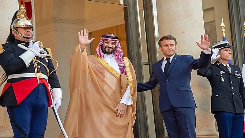 ولي العهد يلتقي الرئيس الفرنسي الجمعة