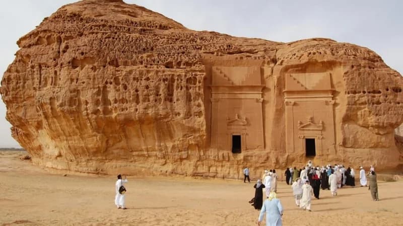 نيويورك بوست تستعرض تتطور السياحة في المملكة