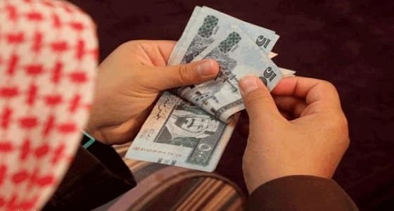 انتقال المعلم لمدرسة جديدة يوقف الدعم المالي