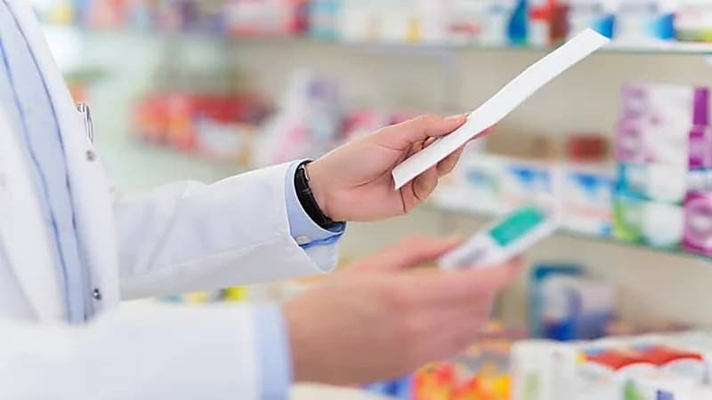 بالفيديو.. قصة تعرض صيدلي للاعتداء بالضرب داخل مستشفى