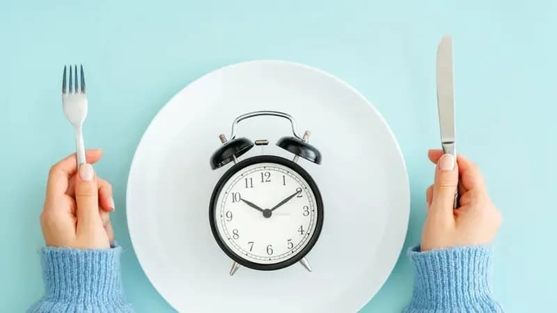 طبيب :انخفاض الوزن مع الصيام المتقطع يبدأ بعد 3 أسابيع